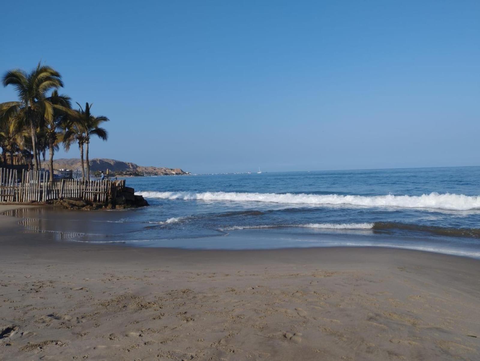 Los Almendros De Mancora Exterior photo